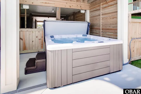 $2,950,000 | 57349 Lighthouse Road, Hatteras, NC 27943