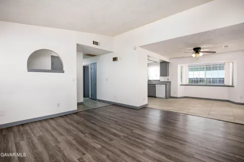 $249,999 | 10416 Peach Avenue, California City, CA 93505
