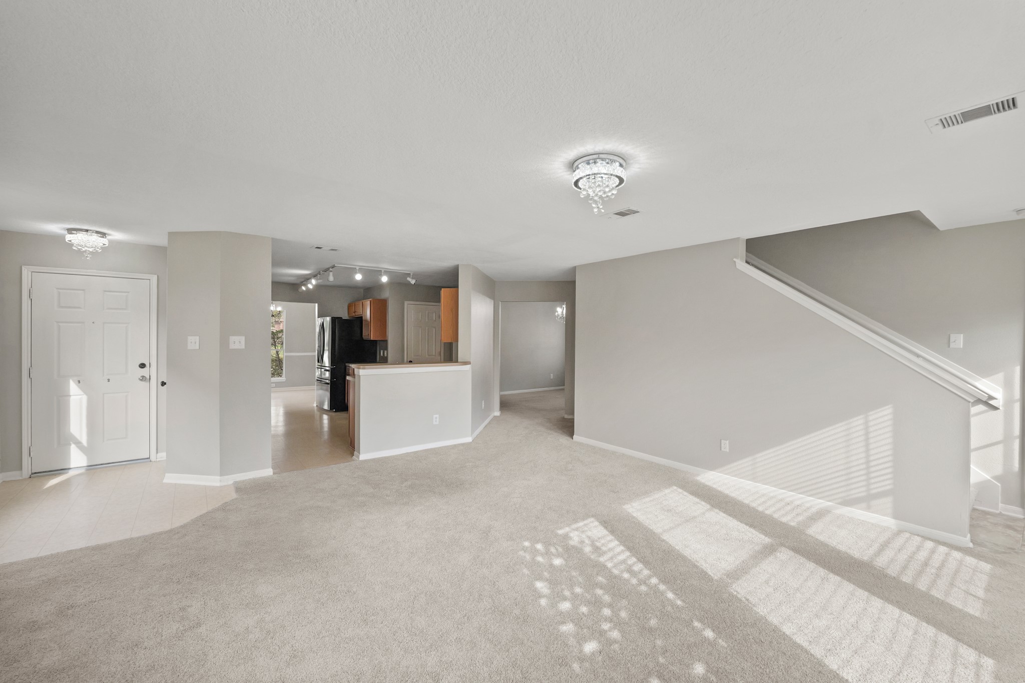 20410 Fall Foliage Drive Humble, TX 77338 - Photo 7 of 35 a view of a big room with closet and windows