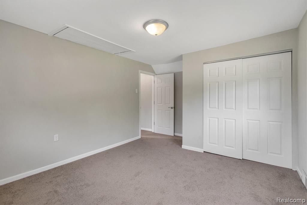 10024 Ford Road Ypsilanti, MI 48198 - Photo 25 of 35