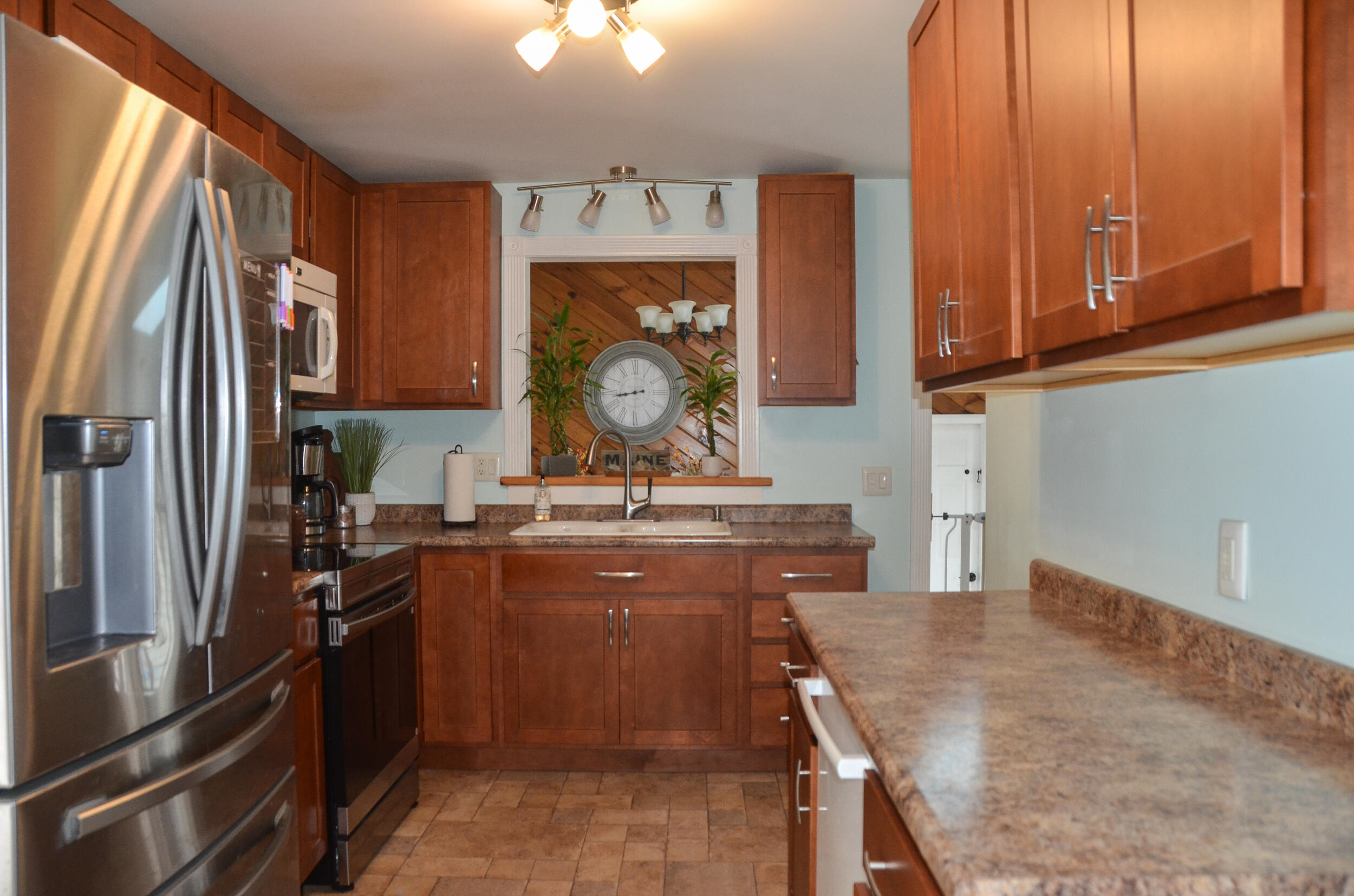 75 Lewiston Road West Gardiner, ME 04345 - Photo 3 of 42 Kitchen