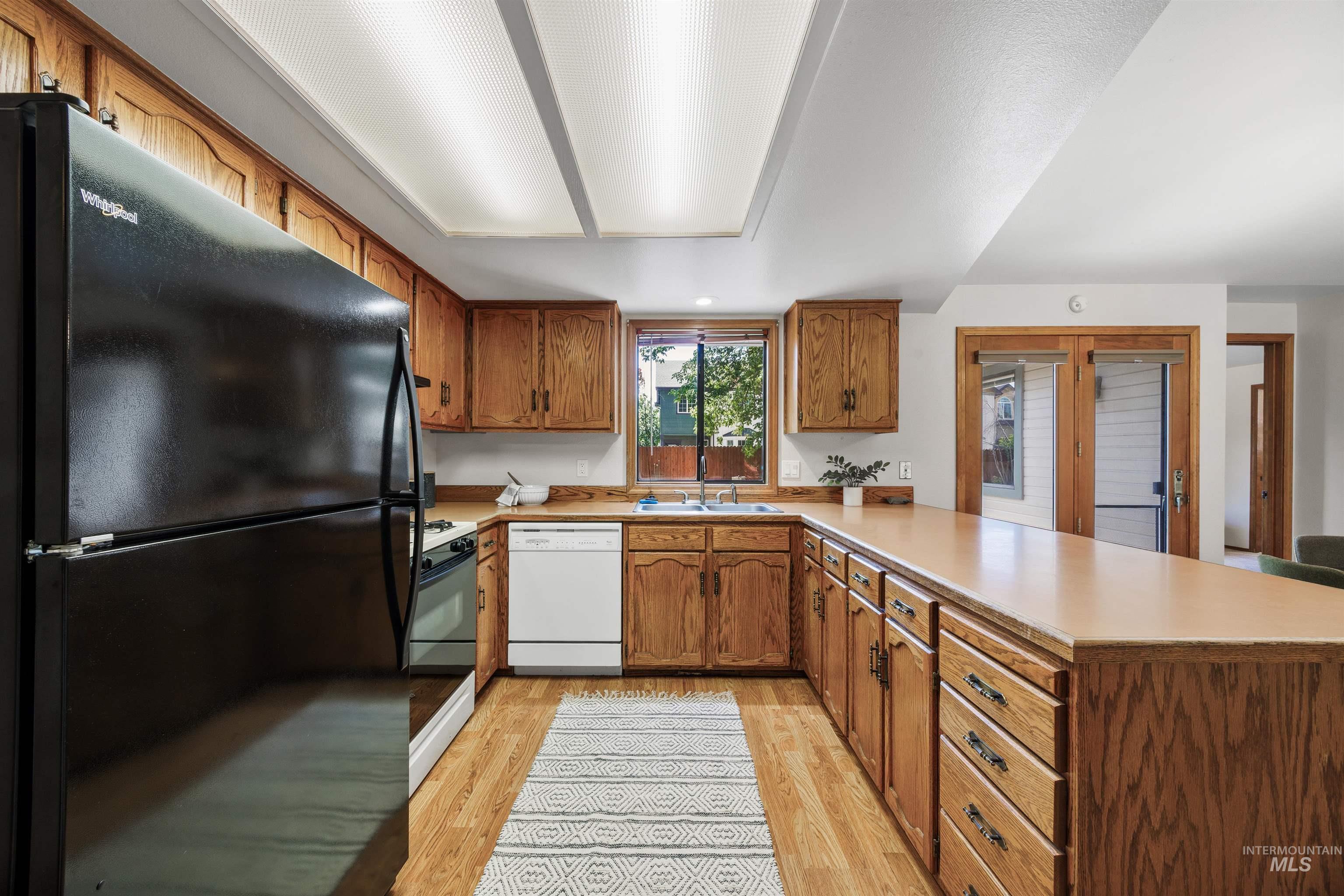 2141 North Currant Place Boise, ID 83704 - Photo 6 of 27