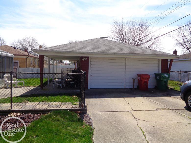 24715 Ridgecroft Avenue Eastpointe, MI 48021 - Photo 19 of 23 2 Car Detached Garage