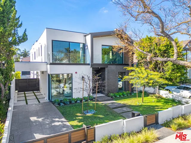 $29,900 | 213 North Palm Drive, Beverly Hills, CA 90210