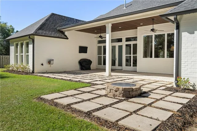 $680,000 | 3009 Hidden Cove Lane, Madisonville, LA 70447