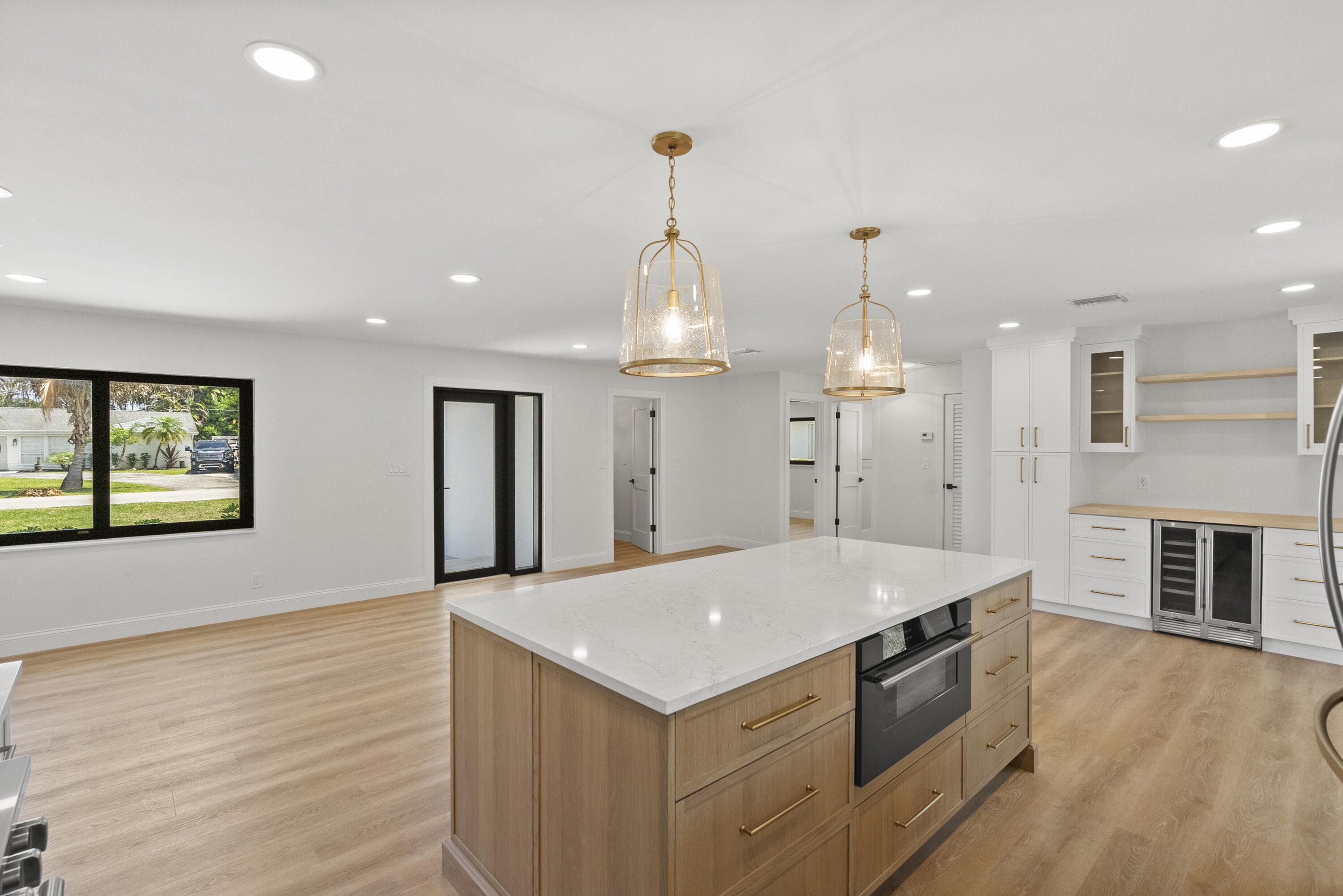 128 Norfolk Road Jupiter, FL 33469 - Photo 8 of 46 kitchen