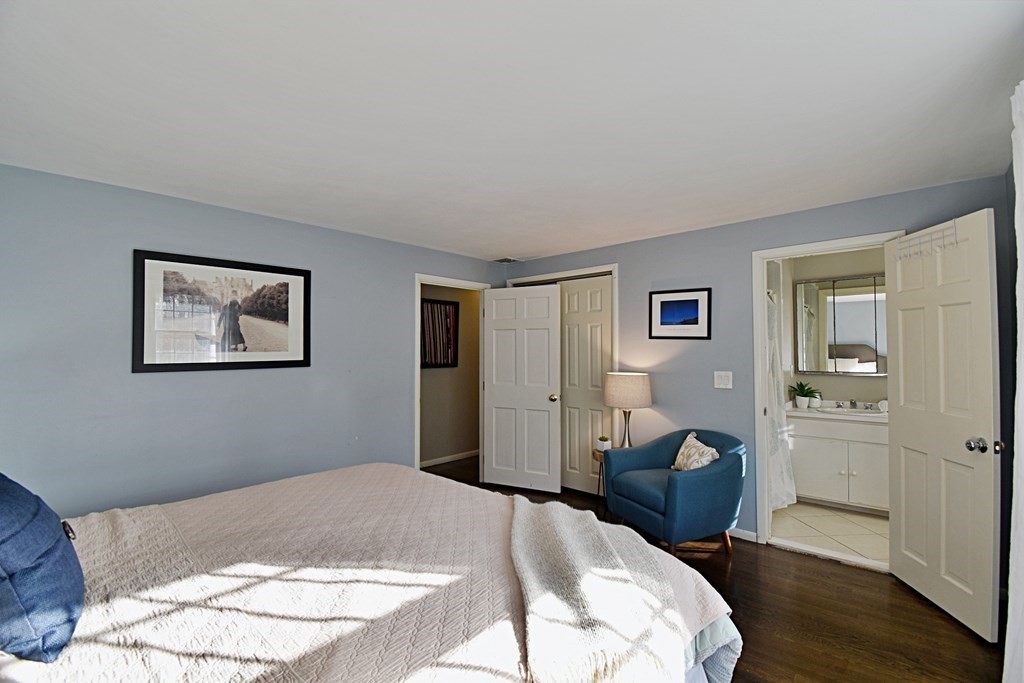 41 Ledgewood Road Framingham, MA 01701 - Photo 17 of 42