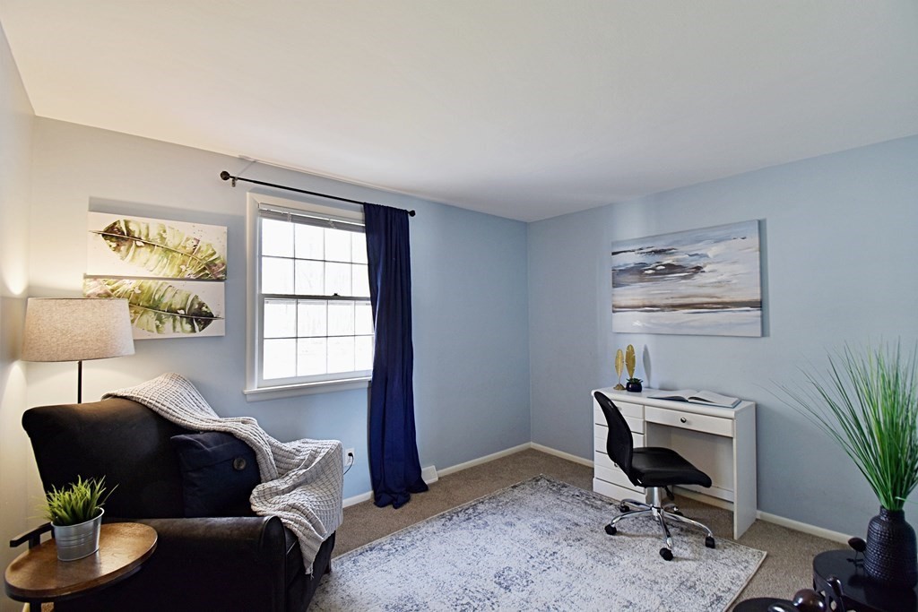 41 Ledgewood Road Framingham, MA 01701 - Photo 23 of 42