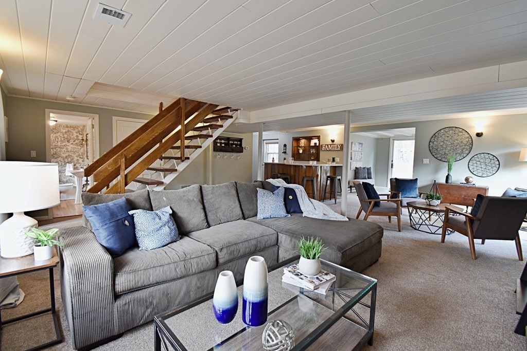 41 Ledgewood Road Framingham, MA 01701 - Photo 30 of 42