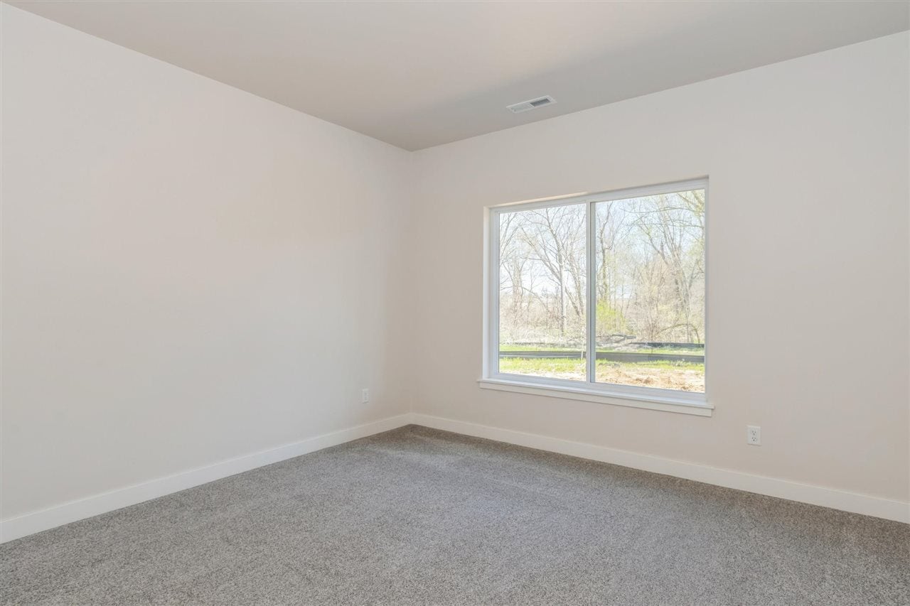 902 High Rdg Trail Solon, IA 52333 - Photo 27 of 39 Gallery Image 27