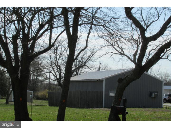 1012 New Brooklyn Road Williamstown, NJ 08094 - Photo 6 of 8 Garage