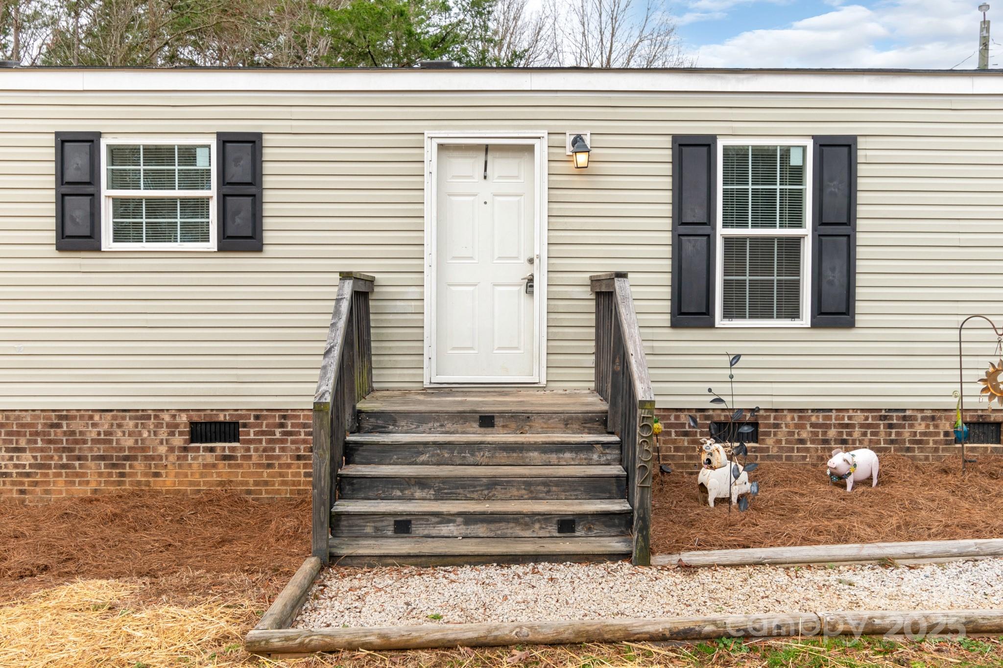 532 Ernest Wright Road Lancaster, SC 29720 - Photo 4 of 34 Gallery Image 4