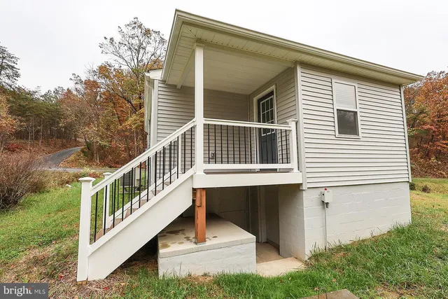 $245,000 | 177 Dicks Hollow Road, Winchester, VA 22603
