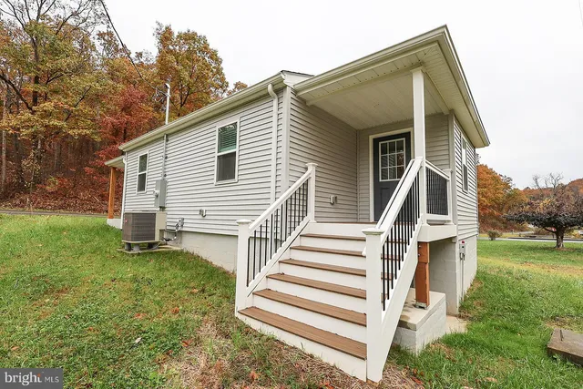 $245,000 | 177 Dicks Hollow Road, Winchester, VA 22603