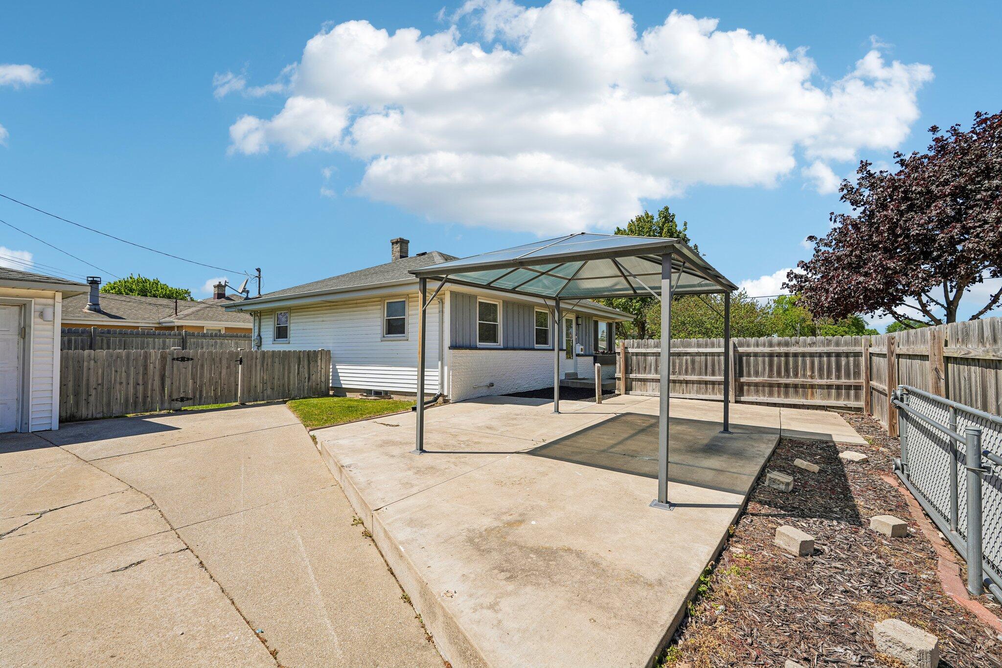 3940 Lasalle Street Racine, WI 53402 - Photo 29 of 37 Backyard