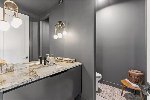 $1,695,000 | 7300 Northwest Pampas Lane, Parkville, MO 64152
