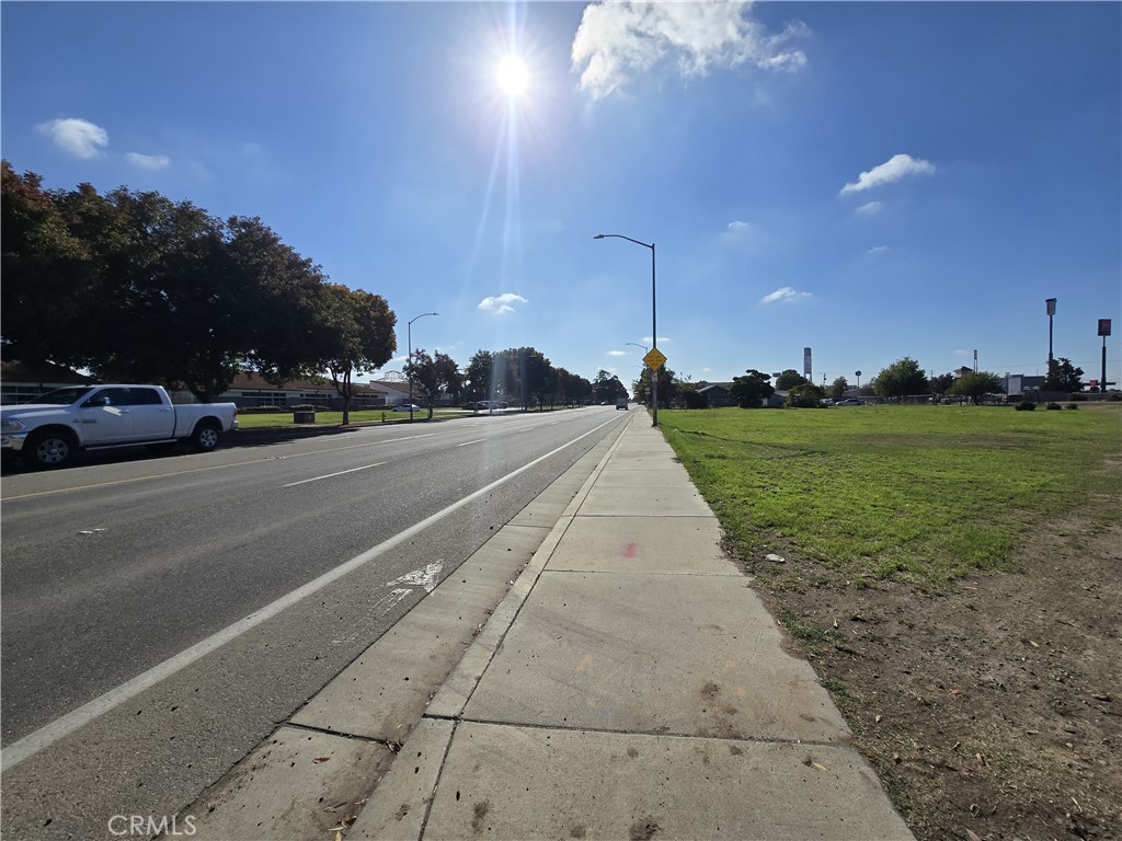125 North Parsons Merced, CA 95341 - Photo 12 of 14