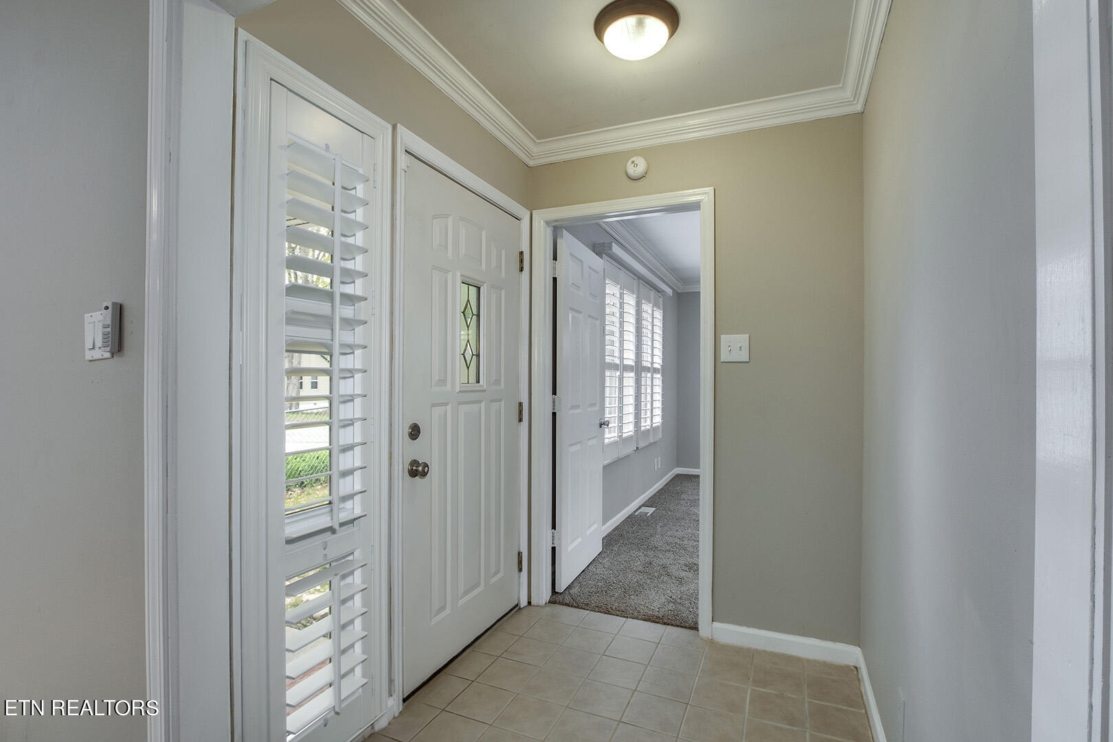 116 Arizona Road Oak Ridge, TN 37830 - Photo 24 of 42 24_ArizonaRoad_116_Main-MasterEntries