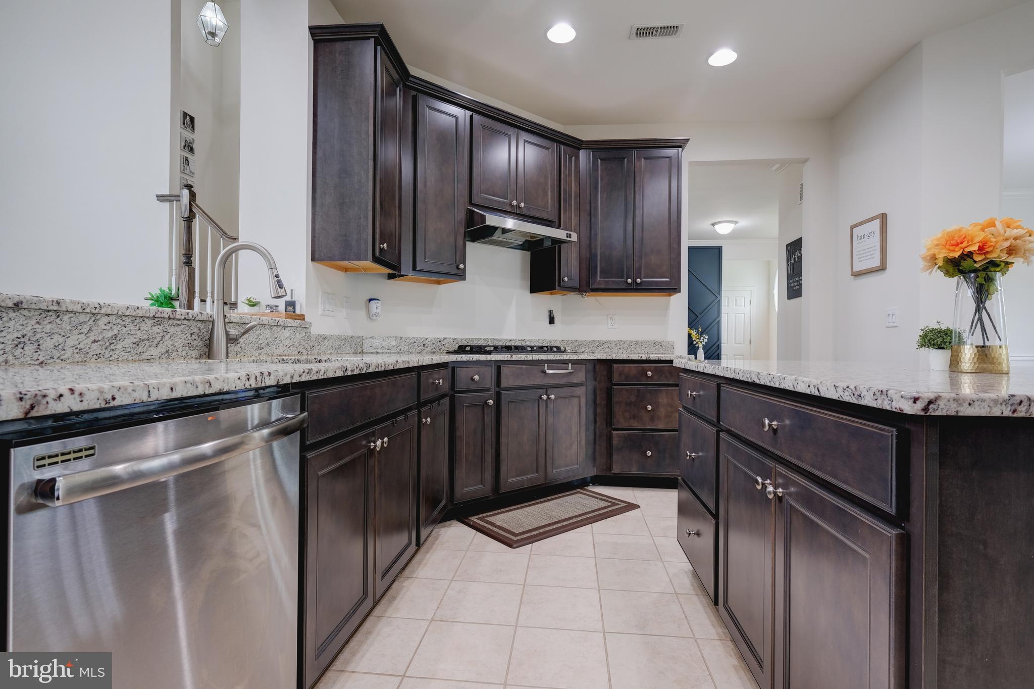 98 Applegate Way Chesterfield, NJ 08515 - Photo 27 of 69