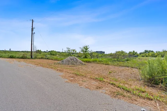 $125,000 | 296 East Ridge Lane, Kyle, TX 78640