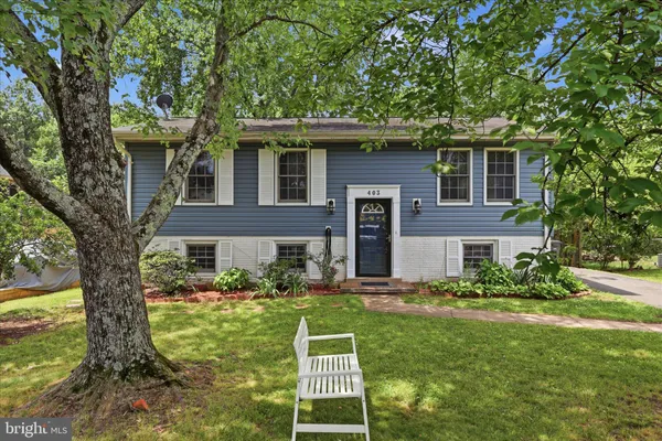 $590,000 | 403 East Laurel Avenue, Sterling, VA 20164