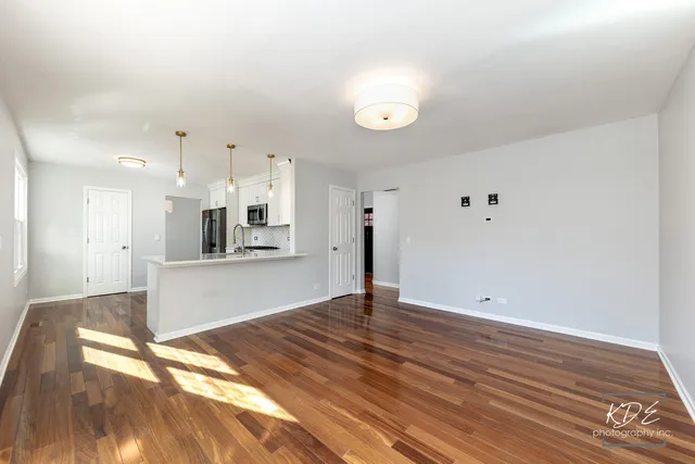 $3,350 | 350 Pearson Circle, Naperville, IL 60563