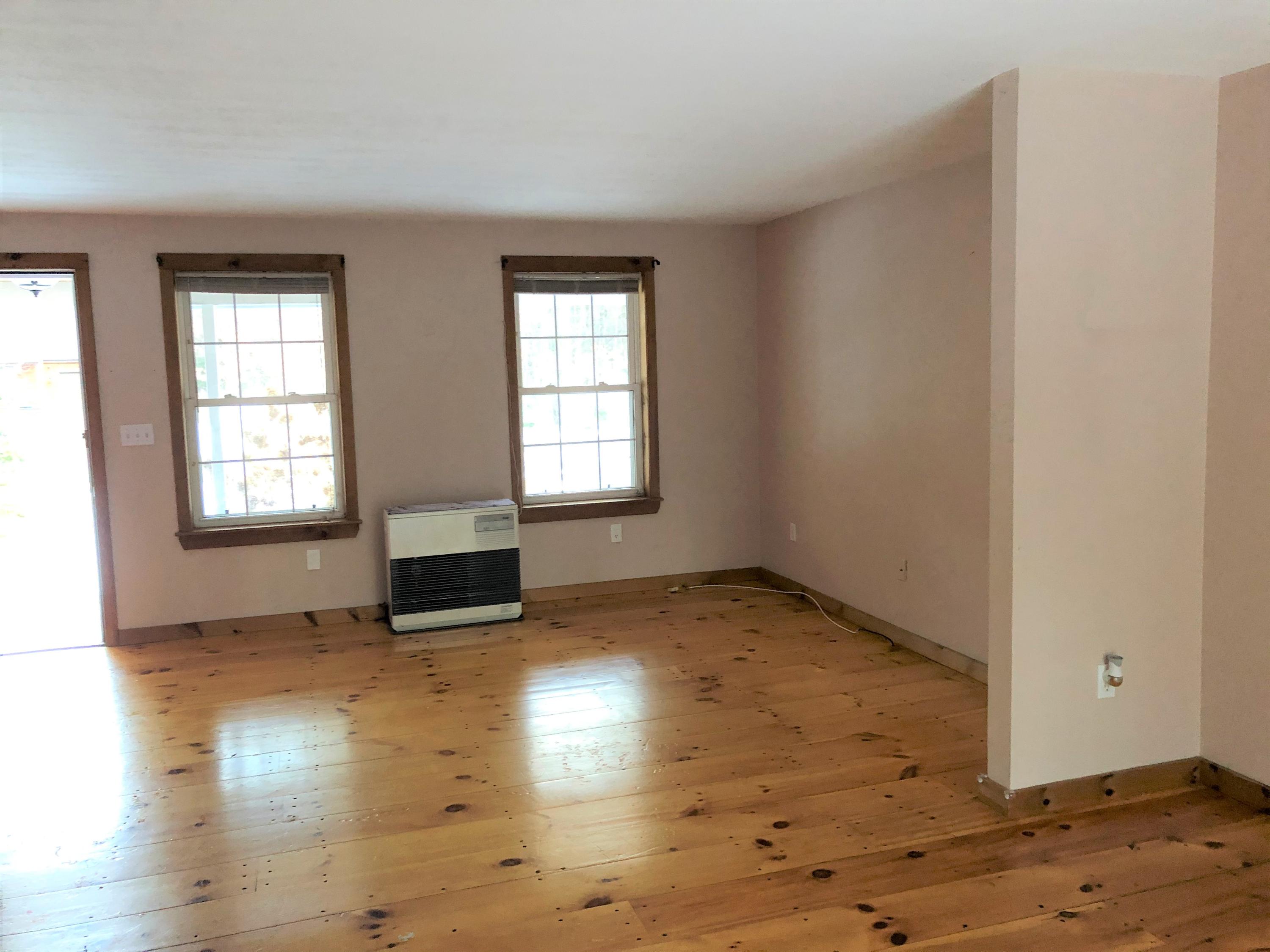 4 Josiah Currier Road Cape Neddick, ME 03902 - Photo 9 of 24 IMG_1393