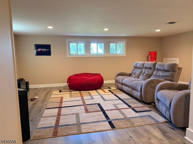 40 Rumson Road Livingston, NJ 07039 - Photo 22 of 32