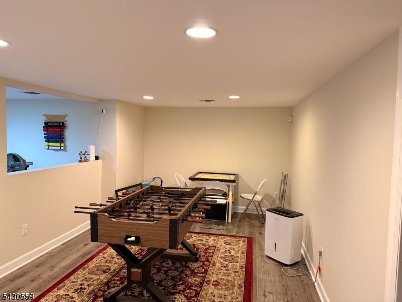40 Rumson Road Livingston, NJ 07039 - Photo 24 of 32