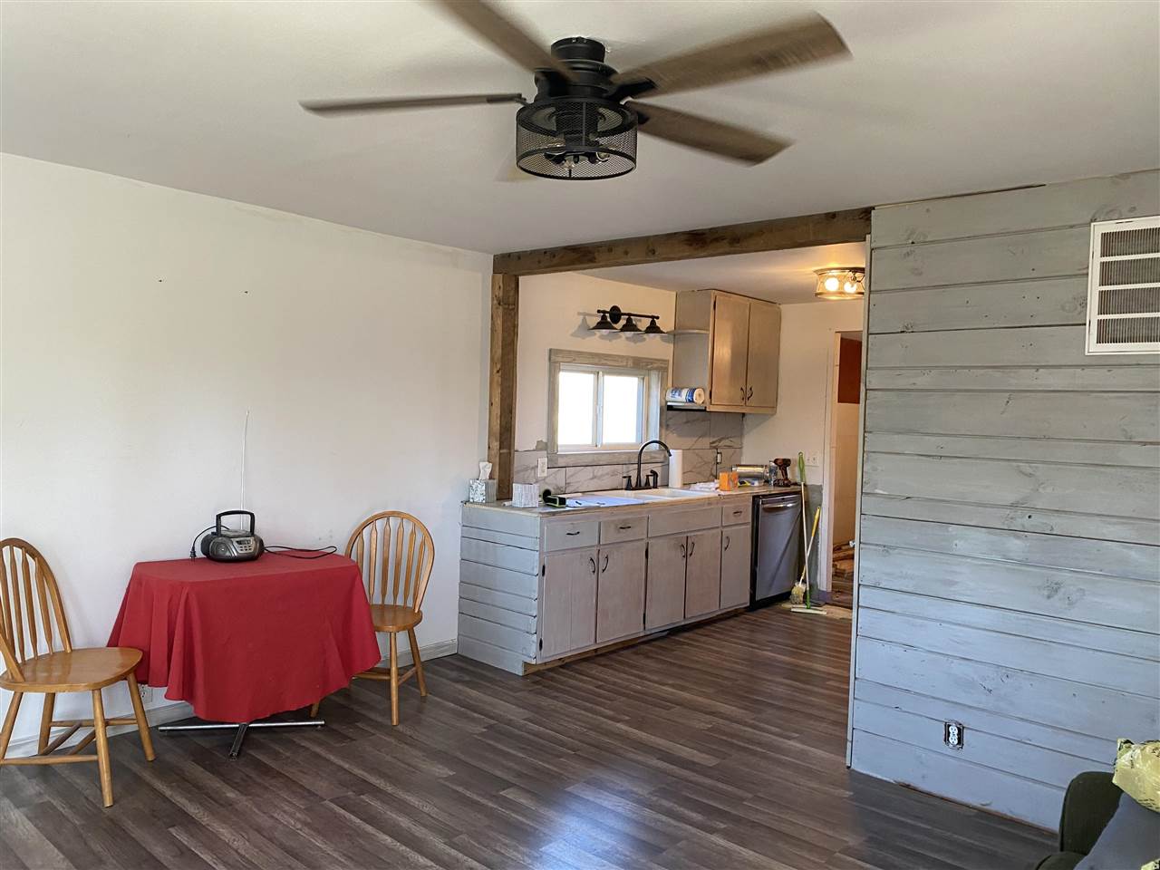 4899 Peterson Road Beaverton, MI 48612 - Photo 6 of 20 50061512-5.JPG