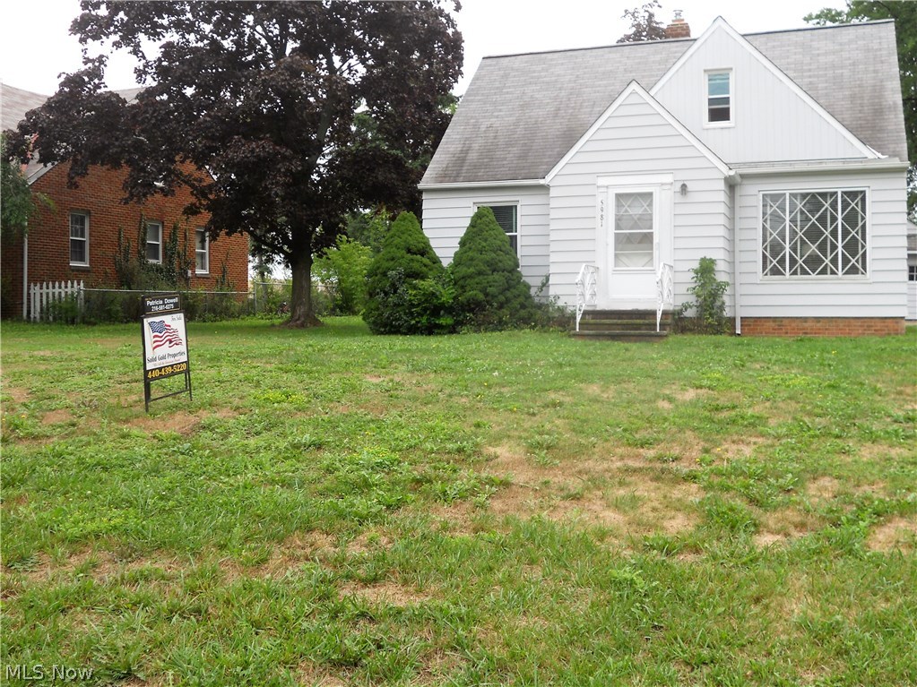 5981 Dunham Road Maple Heights, OH 44137 - Photo 2 of 34