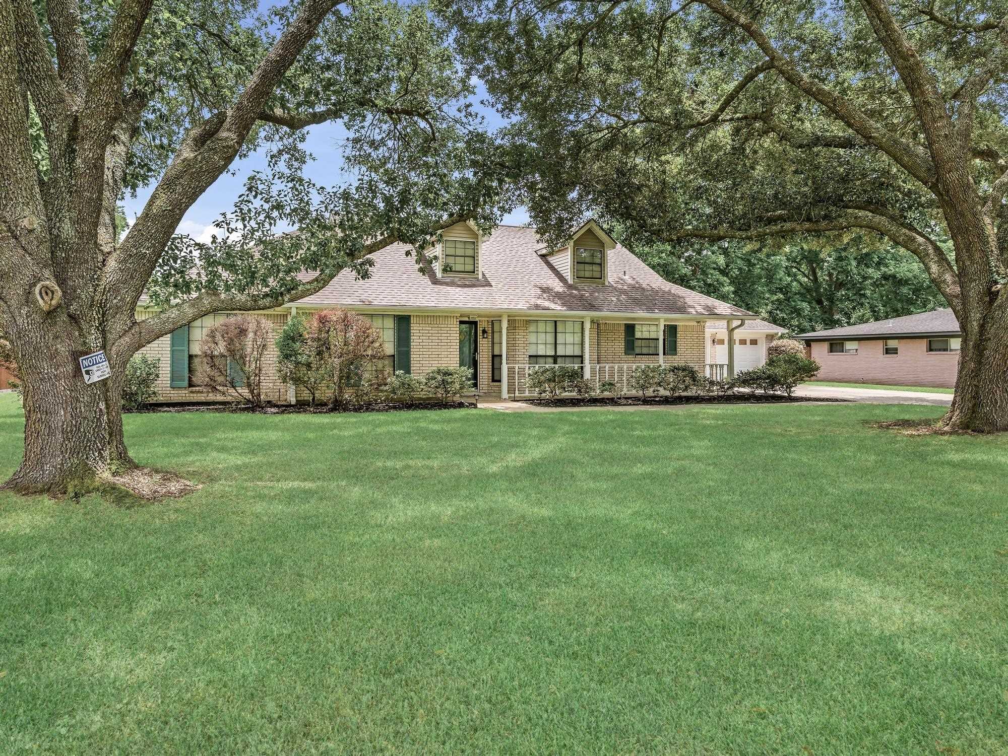6970 Ellen Lane Beaumont, TX 77708 - Photo 3 of 34
