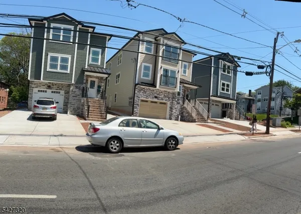 $1,250,000 | 301 Chilton Street, Elizabeth, NJ 07208