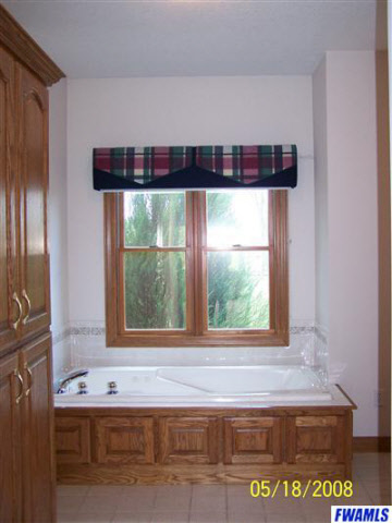 14224 Pulver Road Fort Wayne, IN 46845 - Photo 8 of 20
