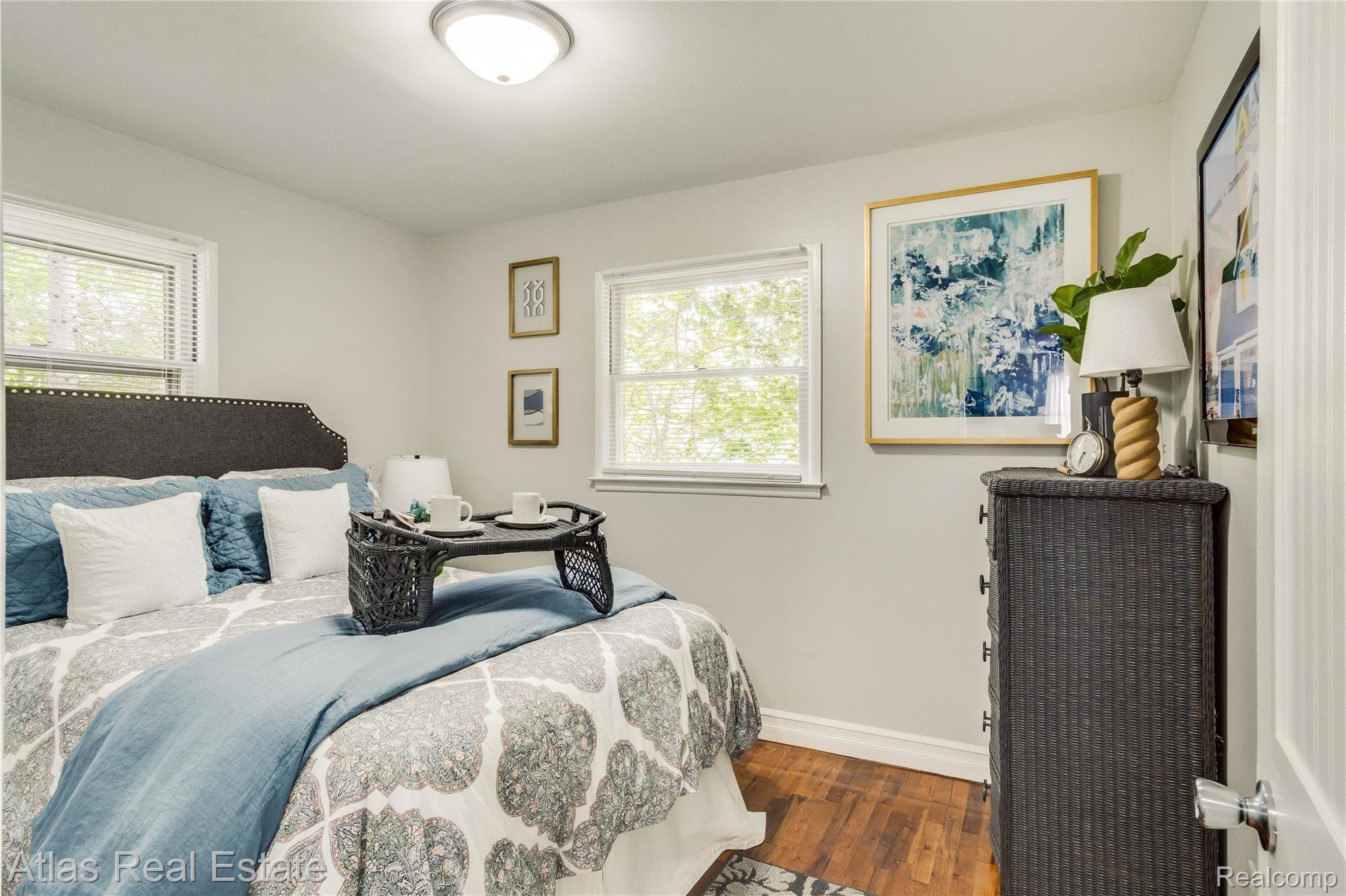 4266 North Belsay Road Flint, MI 48506 - Photo 26 of 32 Interiors (14 of 20).jpg