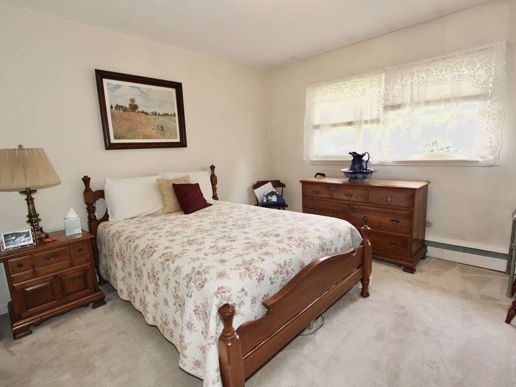 6 Rolling Ridge Lane Paxton, MA 01612 - Photo 10 of 19 Gallery Image 10