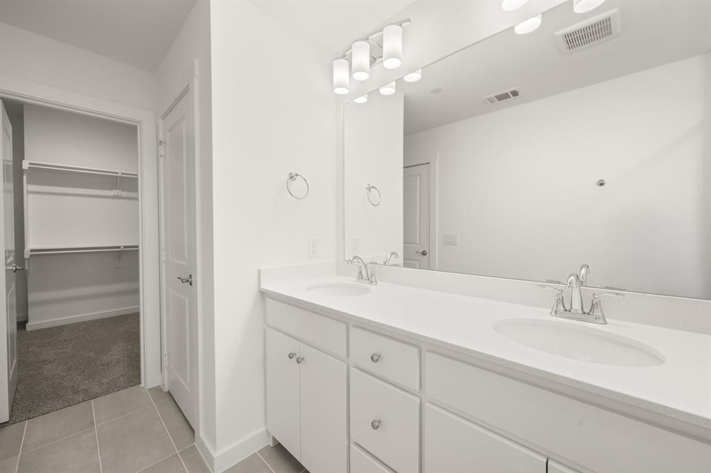 4611 Hawks Trail Oak Point, TX 75068 - Photo 33 of 40 4611 Haws Trail_ 2570_Lotus- Primary Suite-4