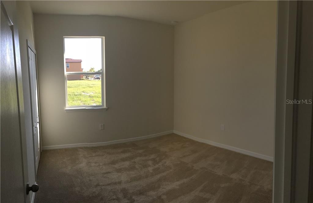11046 Spring Point Circle Riverview, FL 33579 - Photo 8 of 25 Gallery Image 8