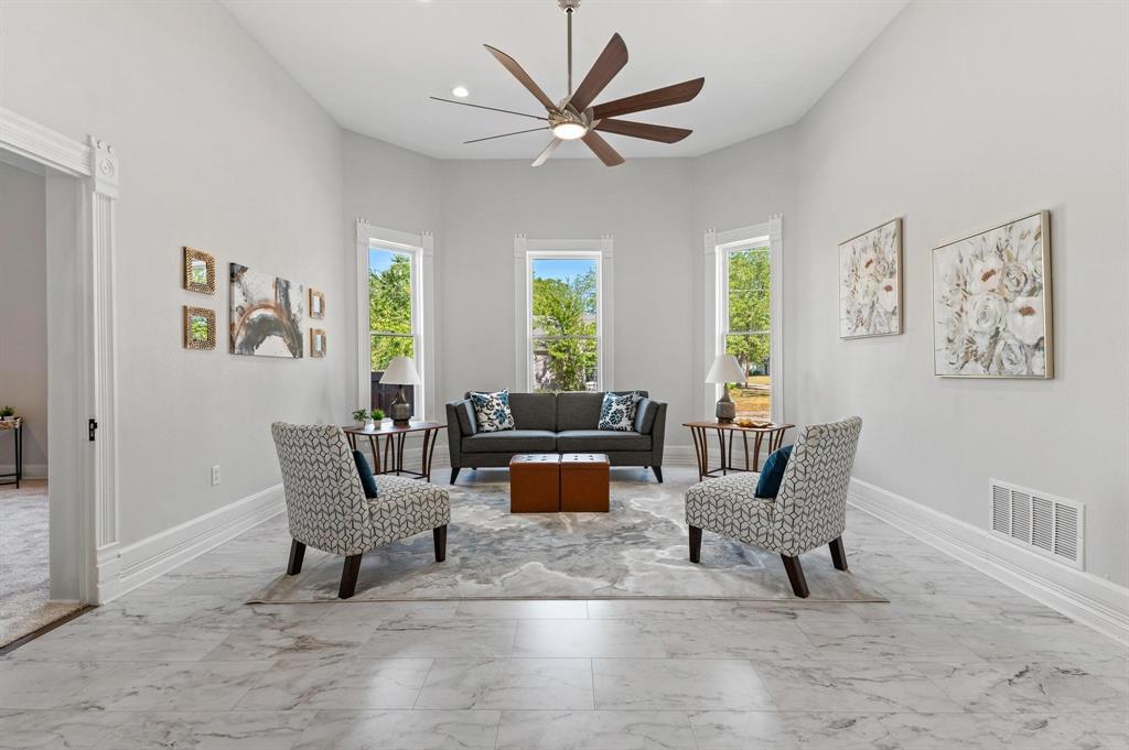 1401 Arp Street Commerce, TX 75428 - Photo 15 of 40