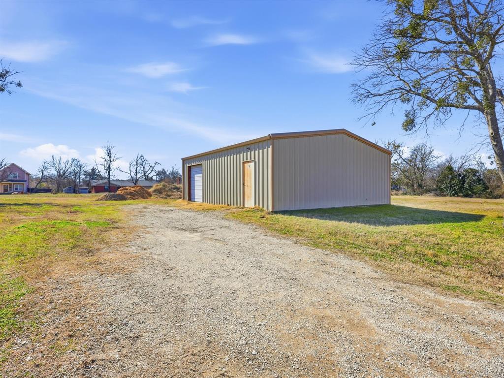 1401 Arp Street Commerce, TX 75428 - Photo 4 of 40