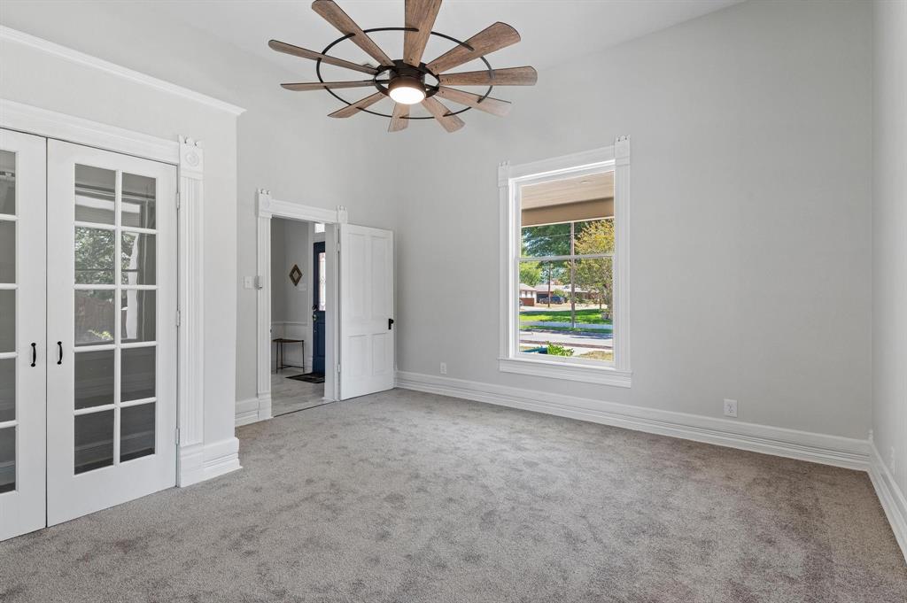 1401 Arp Street Commerce, TX 75428 - Photo 9 of 40