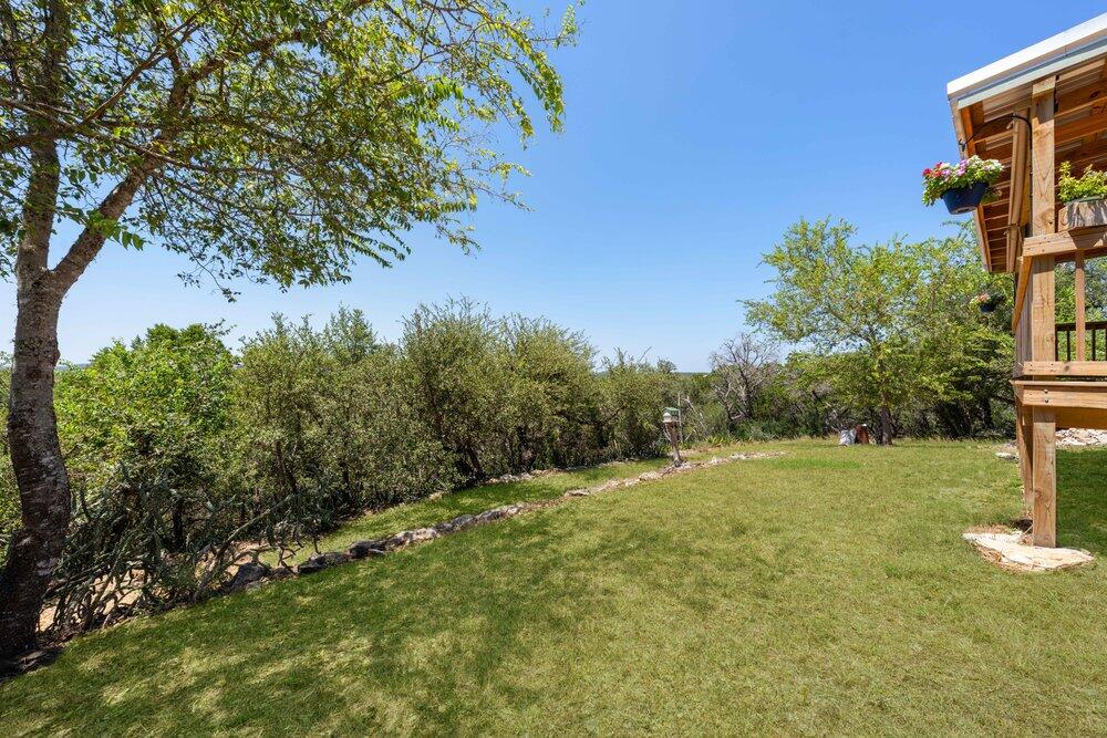 731 Mountain View Road Pipe Creek, TX 78063 - Photo 30 of 36 Gallery Image 30