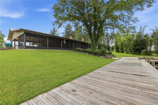 32557 Ponchartrain Drive Springfield, LA 70462 - Photo 31 of 35
