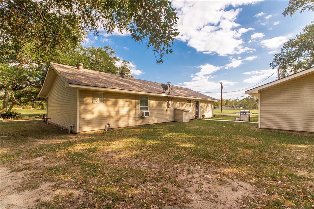 30997 La-22 Highway Springfield, LA 70462 - Photo 26 of 32