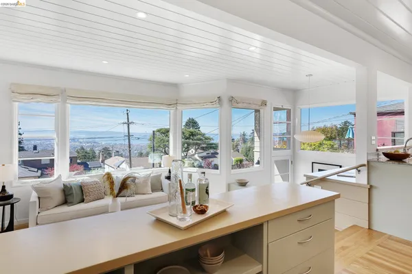 $1,398,000 | 731 Grizzly Peak Boulevard, Berkeley, CA 94708