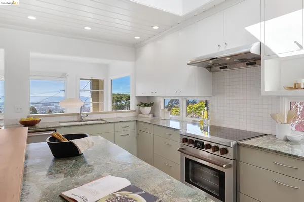 $1,398,000 | 731 Grizzly Peak Boulevard, Berkeley, CA 94708