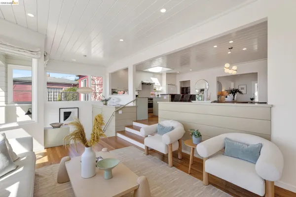 $1,398,000 | 731 Grizzly Peak Boulevard, Berkeley, CA 94708