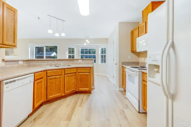 $2,050 | 10719 Crosscut Drive, Pensacola, FL 32506