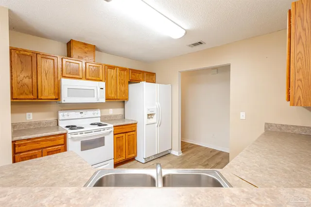 $2,050 | 10719 Crosscut Drive, Pensacola, FL 32506