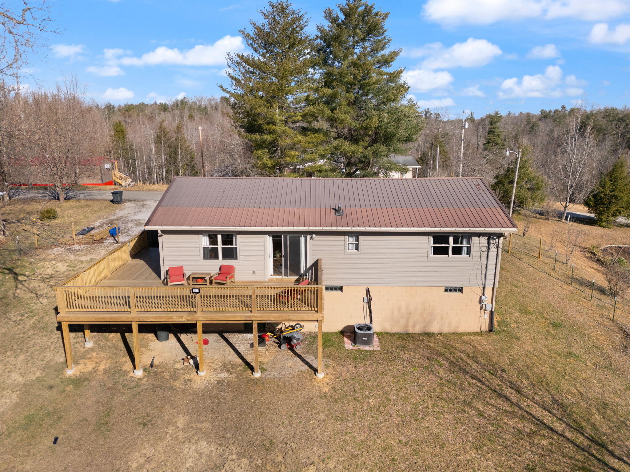 440 East Spencer Road Campton, KY 41301 - Photo 47 of 62 47-web-or-mls-DJI_20250301094120_0033_D